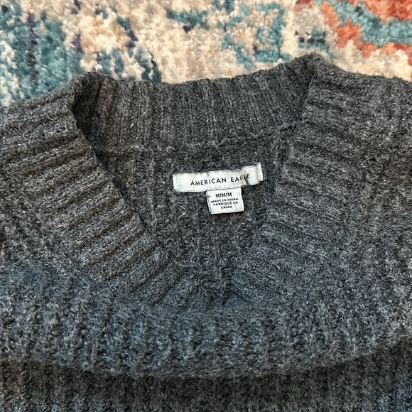 American Eagle Sweater - Picture 2 of 3